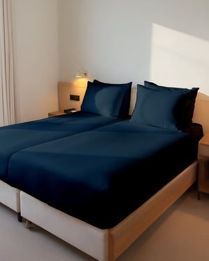 FlexNest 5 Piece Split Bed Sheet Set- Navy Blue