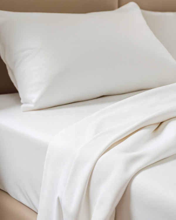 FoldEase Murphy Bed 4 Piece Sheet Set- White