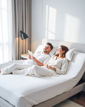 Premium 1 Piece Fitted Sheet with Top Split for Adjustable Beds - White